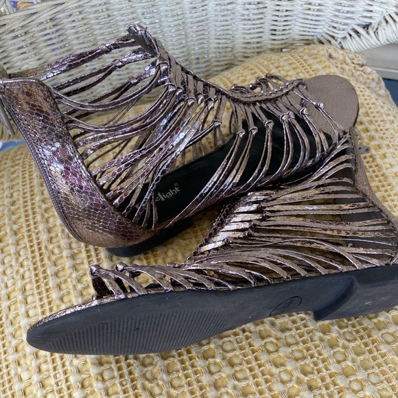 Lime Light Silver Sandals - Picture 3 of 5